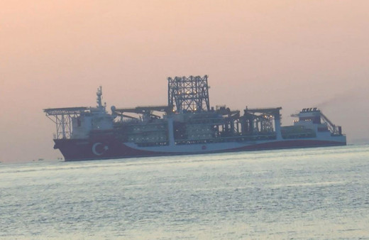 Kanuni Sondaj Gemisi Kadıköy'e demir attı