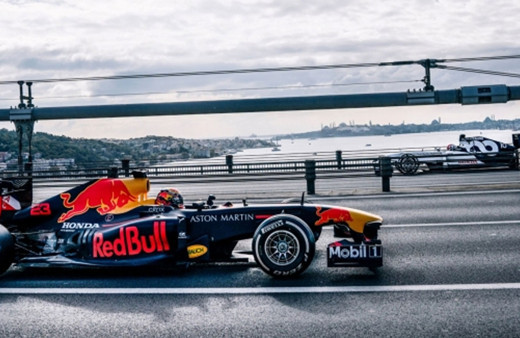 İstanbul'daki Formula 1 yarışı! Birincilik kupasını TBMM Başkanı Şentop verecek