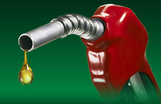 Araç sahiplerine iyi haber! Benzine 32 kuruş indirim geliyor