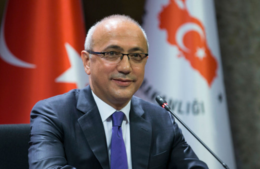 Lütfi Elvan kimdir aslen nereli eşi Zeliha Elvan ve çocukları kimdir?