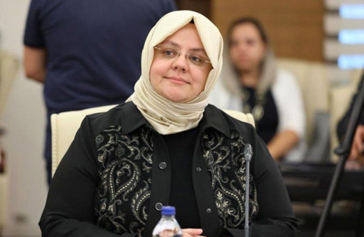 Son dakika Bakan Zehra Zümrüt Selçuk koronavirüse yakalandı