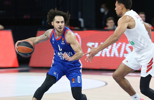 Anadolu Efes, sahasında Bayern Münih'e direnemedi