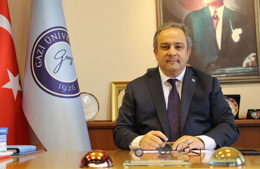 Bilim Kurulu üyesi Necmi İlhan toplumu uyardı: Virüs sıfır olmadığı sürece risk söz konusu