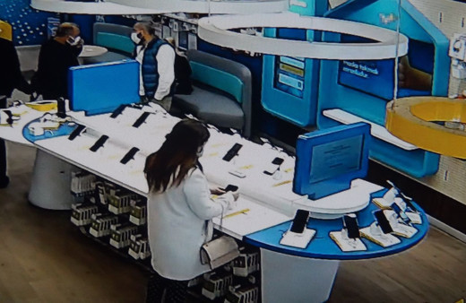 Beyoğlu'nda organize hırsızlık izleyenleri pes dedirtti! 13 bin ürün çaldılar