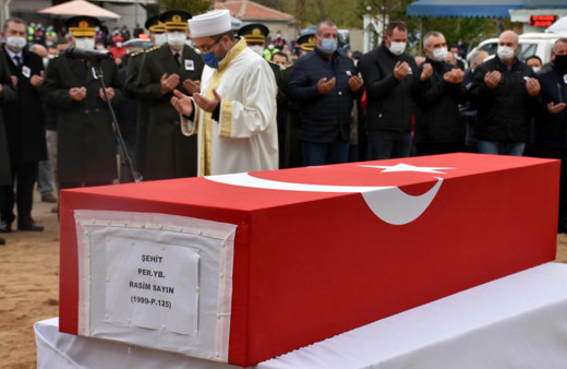 Kuzey Irak şehidi Yarbay Rasim Sayın Edirne'de gözyaşlarıyla toprağa verildi