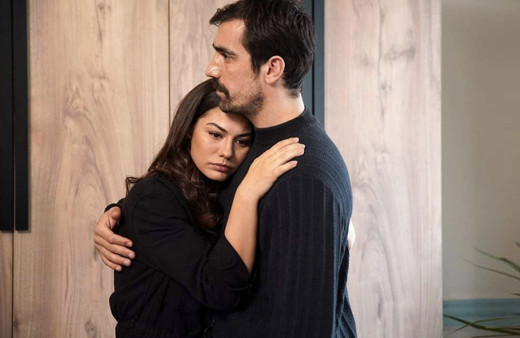 TV 8'deki Doğduğun Ev Kaderindir'de şok ayrılık Demet Özdemir ifşa etti