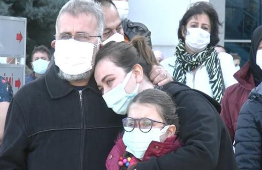 Bursa'da büyük acı! Koronavirüsten ölen Emine hemşire son yolculuğuna uğurlandı