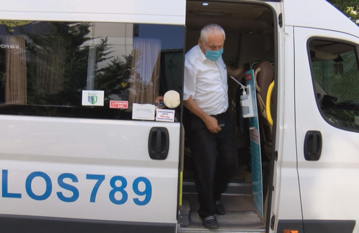 Okullar uzaktan eğitime döndü, "servis" tartışmaları yine alevlendi