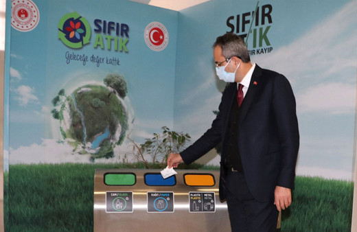 Sultanbeyli’de Sıfır Atık Projesi kapsamında 495 ton atık toplandı