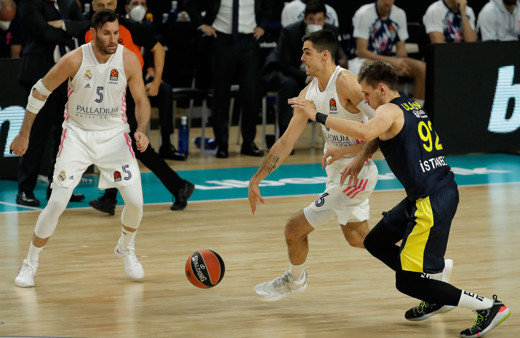 Fenerbahçe Beko deplasmanda Real Madrid'den fark yedi