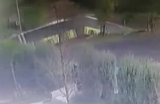 İstanbul Kayaşehir'de faciadan dönülen otobüs kazası kamerada