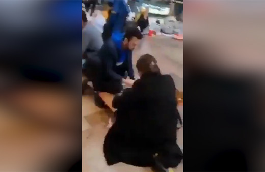 İstanbul'daki AVM'de skandal görüntüler