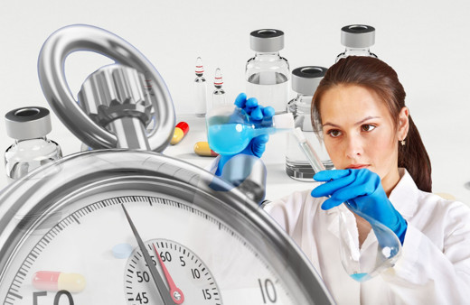 Pfizer aşısını -70 derecede kuru buzla paketlenmiş olarak dağıtacak