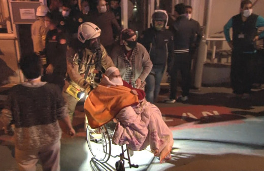 Cerrahpaşa Tıp Fakültesi Hastanesi’nde korkutan yangın