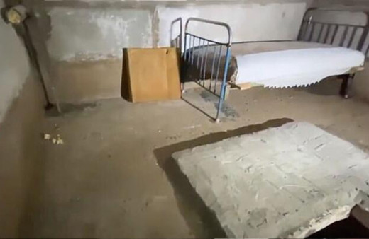 7 yaşındaki çocuğu zindana hapsetti 52 gün boyunca beynini yıkamış