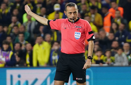 UEFA'dan Cüneyt Çakır'a önemli görev