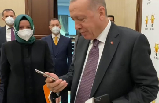 Erdoğan, İzmir depreminin simgelerinden Ayda bebek ile telefonda görüştü