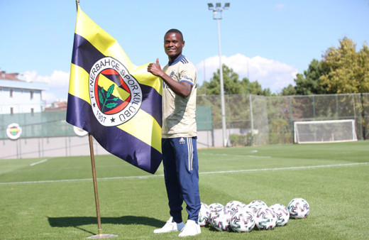 Erol Bulut ve Emre Belözoğlu'ndan Samatta'ya destek