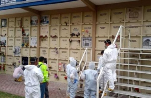 Ekvador'da salgın nedeniyle sistem çöktü! Ölüleri tek tek mezardan çıkarıyorlar