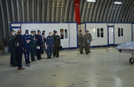 Kazakistan Savunma Bakanlığı heyetinen Türkiye'nin İHA üssüne ziyaret