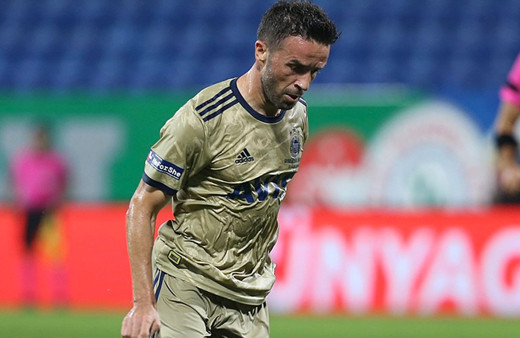 Gökhan Gönül, 38 yaşında futbolu bıraktı