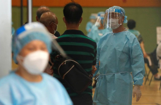 Hong Kong'da koronavirüs testi pozitif çıkanlara 645 dolar verilecek