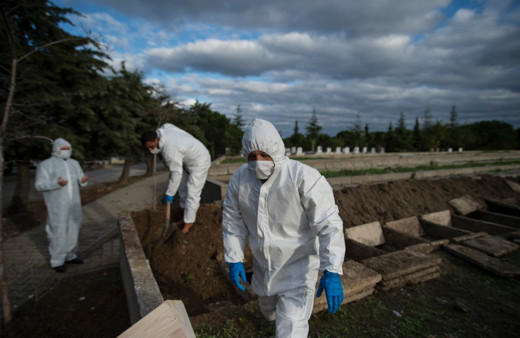 İstanbul Kilyos'ta koronavirüs mezarlığı! Tabutlarda dikkat çeken ayrıntı