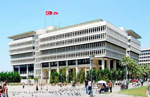 İzmir Büyükşehir Belediye binası için yıkım kararı