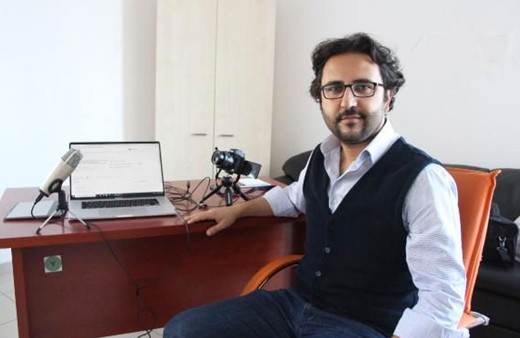 Diyarbakır'da doktordan takdire şayan davranış! Akşam öğrencilere ücretsiz ders veriyor