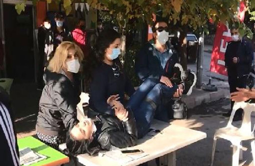 Aydın'da feci olay! Tartıştığı kız arkadaşını sokak ortasında bacağından bıçakladı