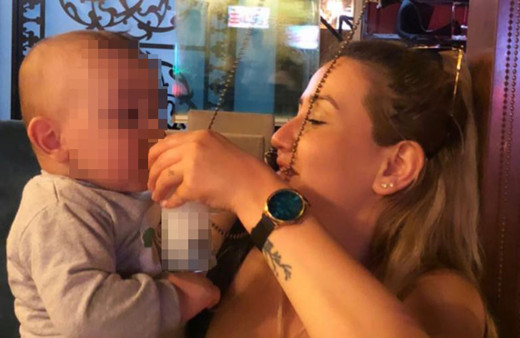 Böyle anne olmaz olsun! Kartal'da 1 buçuk yaşındaki bebeğe alkol içirip paylaştı