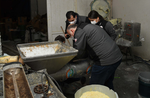 Kayseri'de sahte peynir üretimine 55 bin TL ceza! Mide bulandıran görüntüler