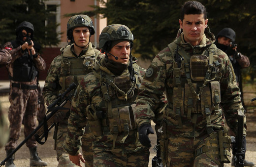 Savaşçı dizisinden Berk Oktay Yasak Elma'ya geçmişti dizi bir kayıp daha verdi