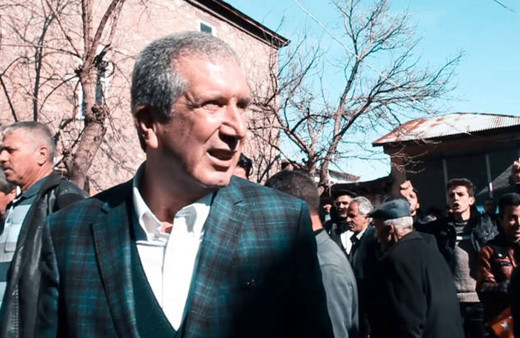 Çüngüş Belediye Başkanı Ali Suat Akmeşe Saadet Partisi'nden istifa etti