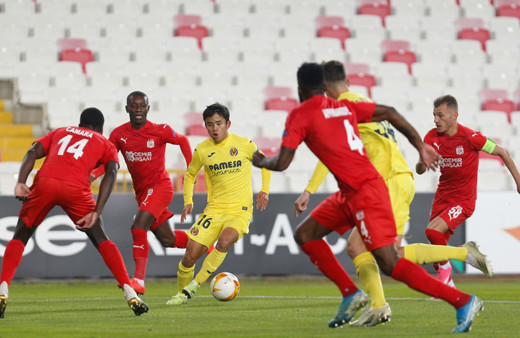 UEFA Avrupa Ligi'nde Villarreal'e kaybeden Sivasspor'un umudu son maça kaldı