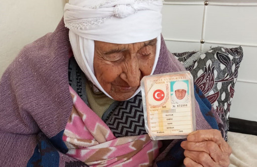 Türkiye’nin en yaşlı kadını Van'da hayatını kaybetti