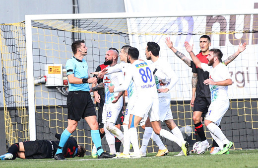 Fatih Karagümrük konuk ettiği Çaykur Rizespor'u devirdi