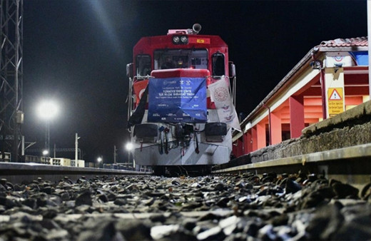 Türkiye'den Çin'e gidecek ilk blok ihracat treni Sivas'a ulaştı