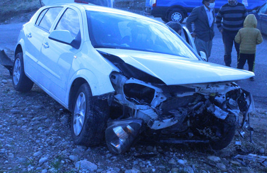 Adıyaman'da kafa kafaya çarpıştılar! Çok sayıda yaralı var