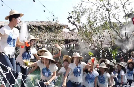 Tayland'da güzellik kraliçeleri ölümden döndü! İşte o anlar