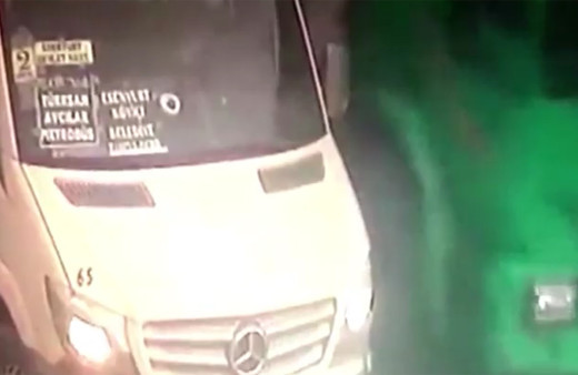 İstanbul Esenyurt'ta minibüsçü aynasını kıran kamyonu kovaladı