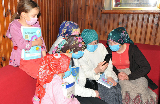 7 kardeşin okuma azmi Türkiye'de takdir topladı! Trabzon'a destek yağıyor