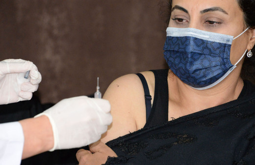 Çin aşısının ikinci doz aşılaması Diyarbakır'da başladı! Gönüllüler ne düşünüyor?