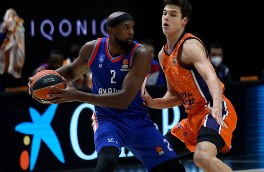 Anadolu Efes, Valencia deplasmanında son saniye basketiyle kaybetti