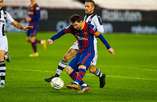 Barcelona Levante'yi Messi ile geçti