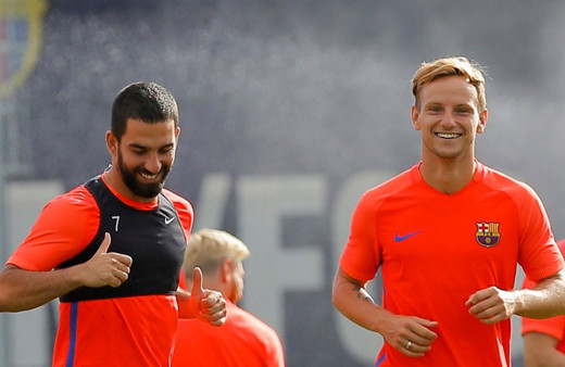 Arda'dan Rakitic'e çağrı: Gel beraber oynayalım