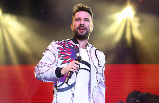 Tarkan hayranlarına içini döktü 'Bugün parçalı bulutluyum'