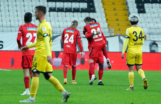 Tarsus İdman Yurdu'nu geçen Beşiktaş kupada yoluna devam ediyor