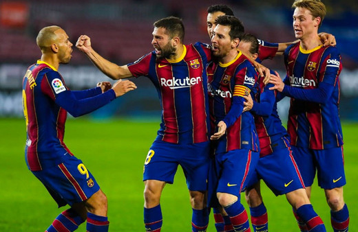 Barcelona, Real Sociedad'ı liderlikten etti