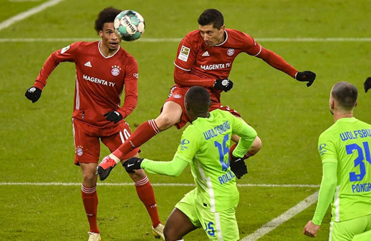 Bayern Münih, Wolfsburg'u Lewandowski'yle yıktı